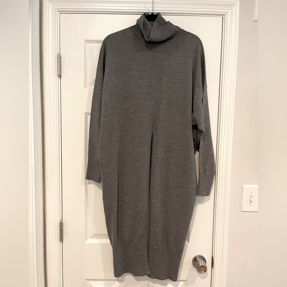 EUC  Merino Wool Long Split Front Turtleneck Sweater Tunic Grey